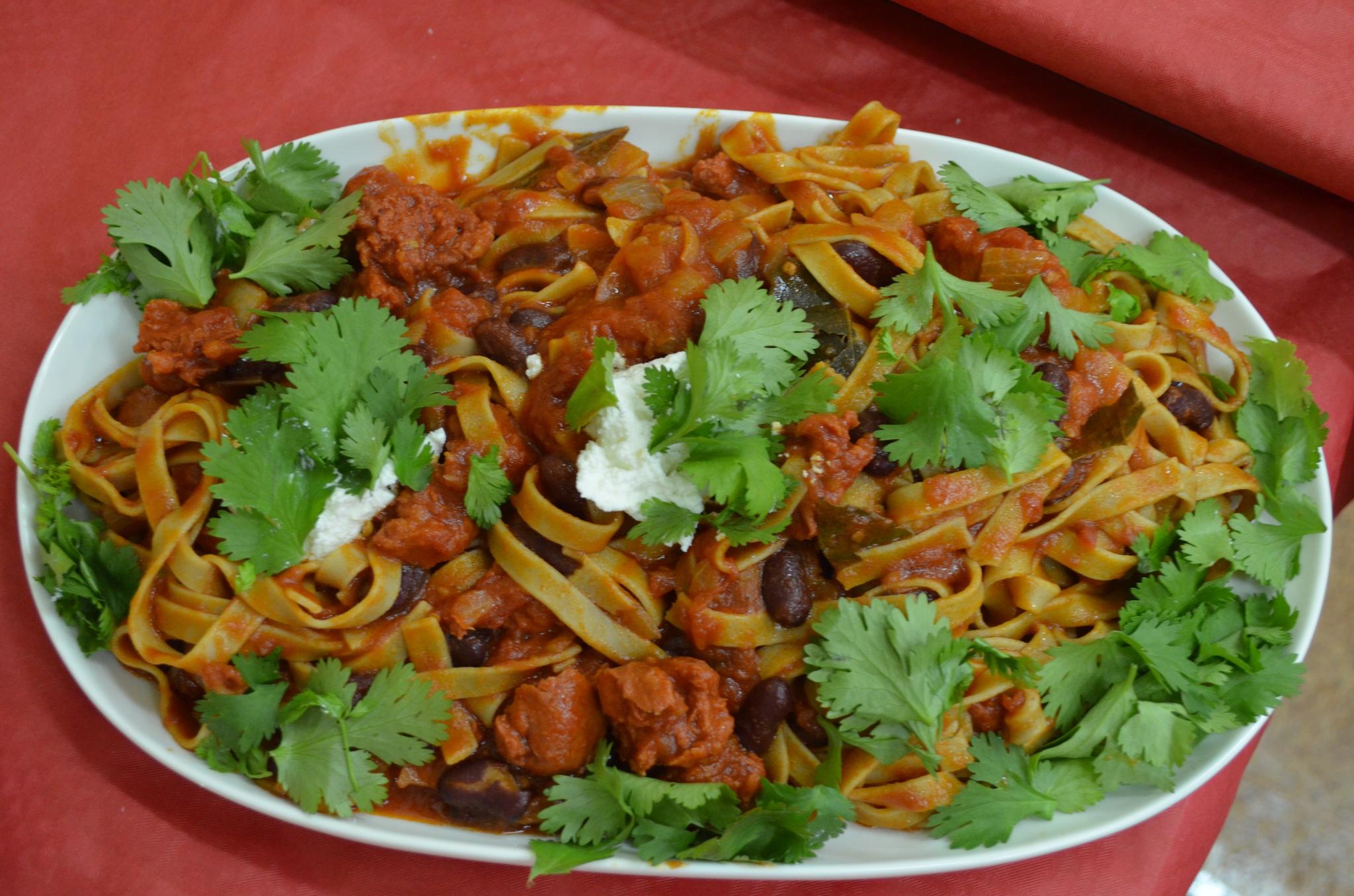 Wstążki z chorizo  i serkiem ricotta