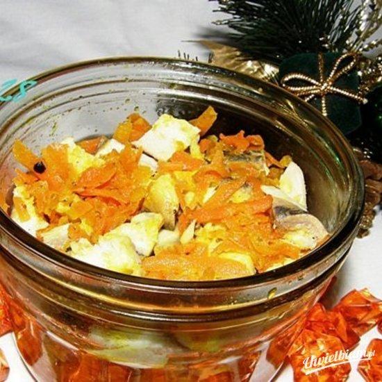 Śledzie marynowane z marchewką i curry
