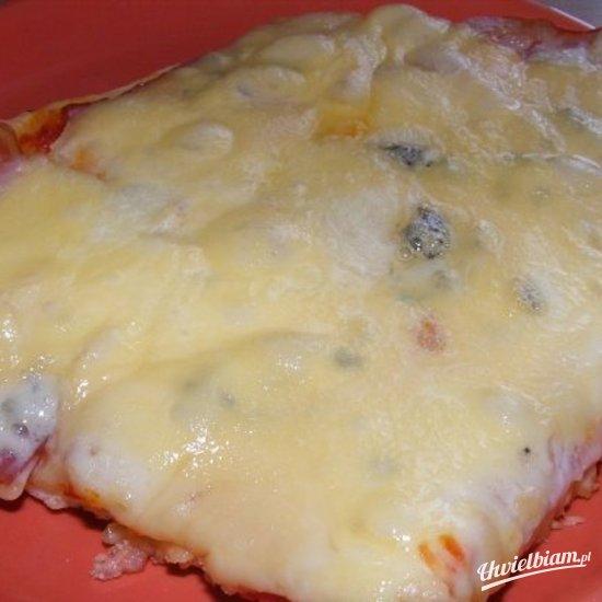 Pizza na cienkim cieście