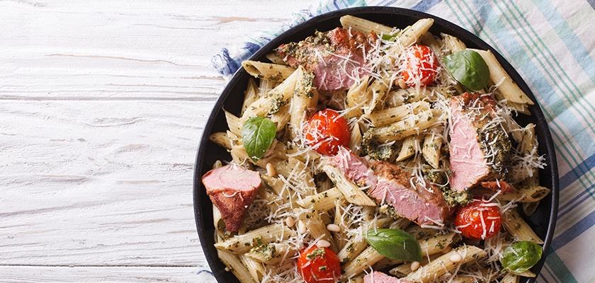 Penne pod pesto z wołowiną