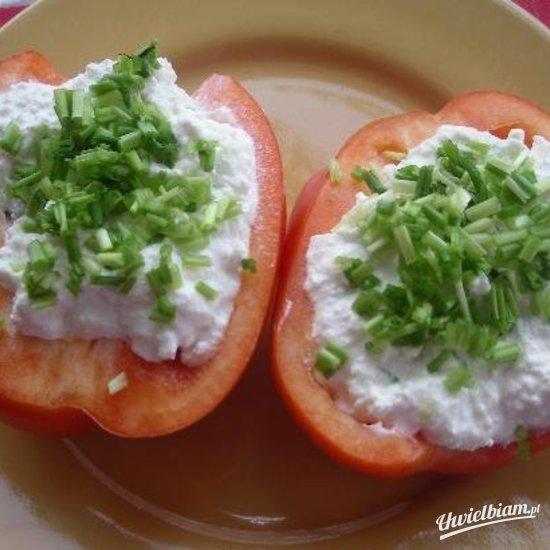 Papryka faszerowana bryndzą