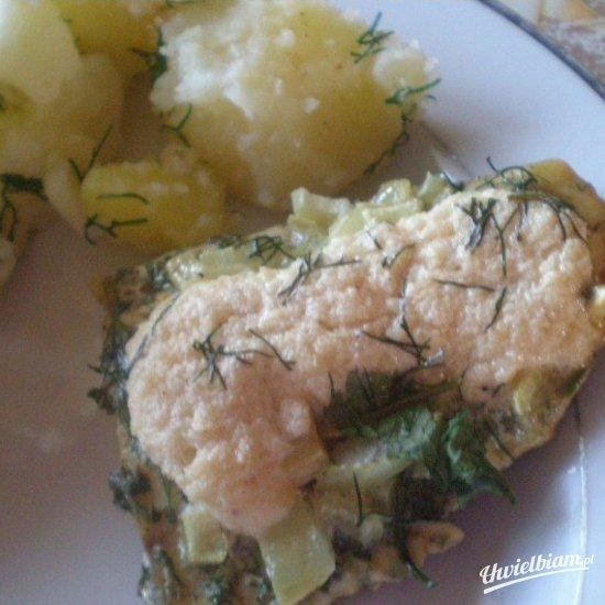 Dorszcz zapiekany z tartym chrzanem