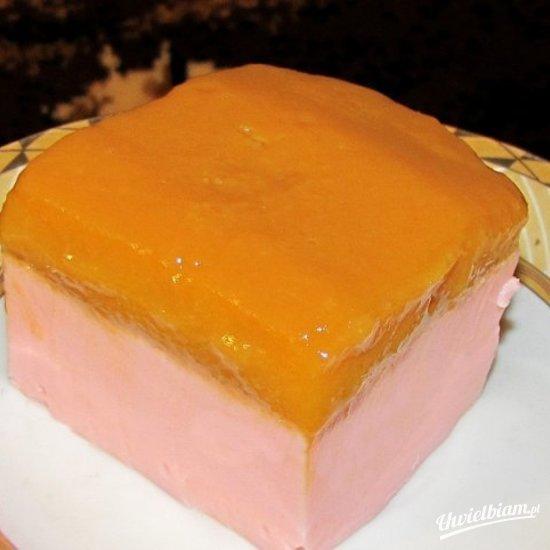 Jogurtowy deserek z musem mango