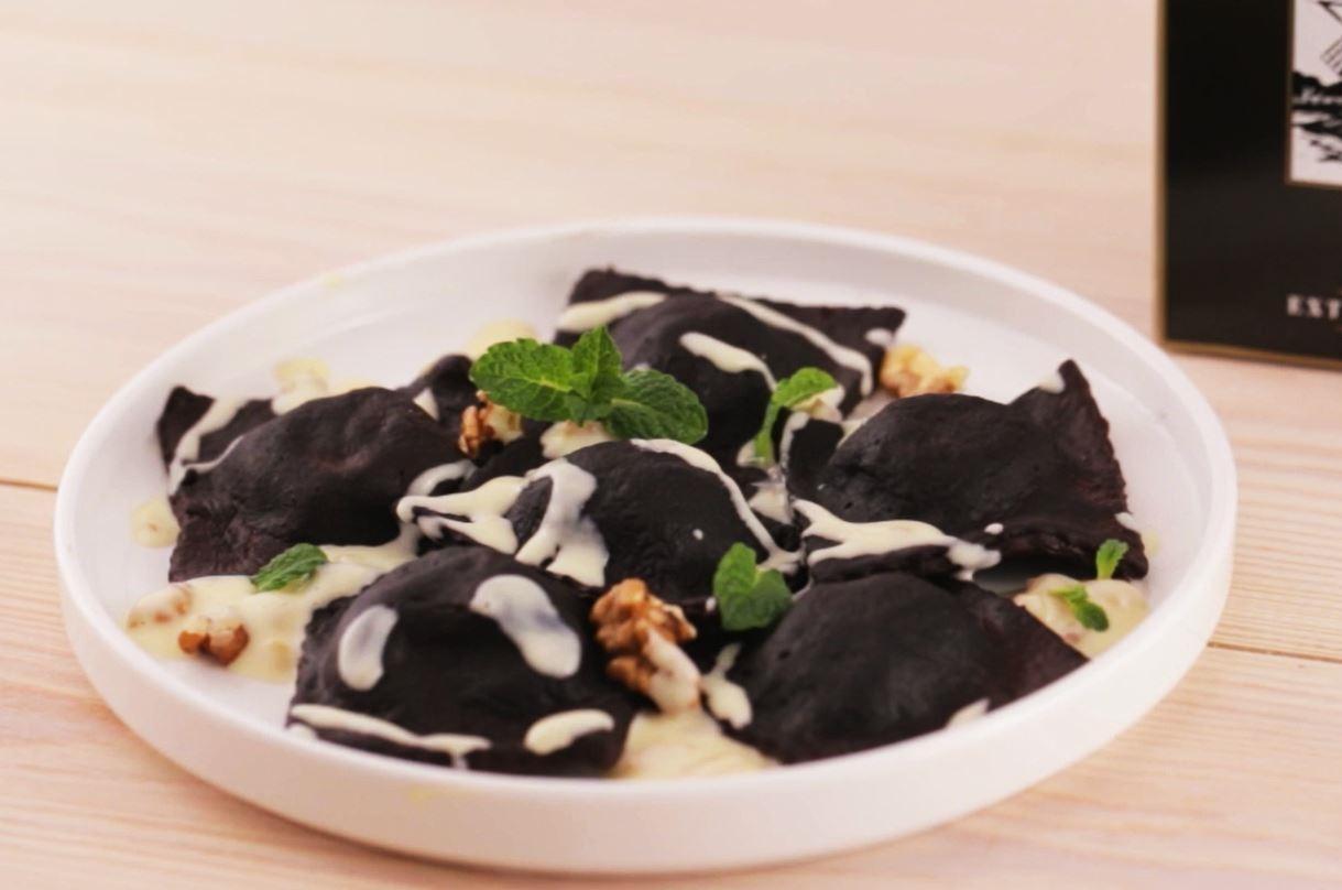 Kakaowe ravioli z gruszkami