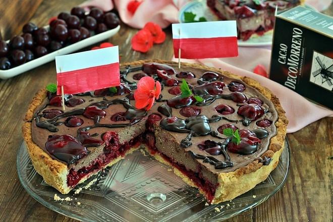 Tarta czekoladowo wiśniowa z frużeliną 