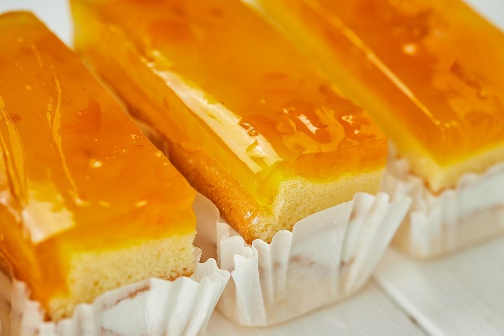 Ciasto z pomarańczową galaretką