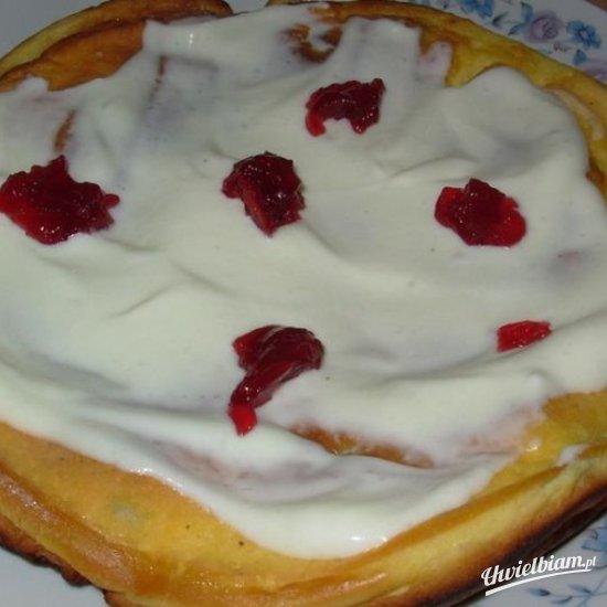 Omlet z bitą śmietaną