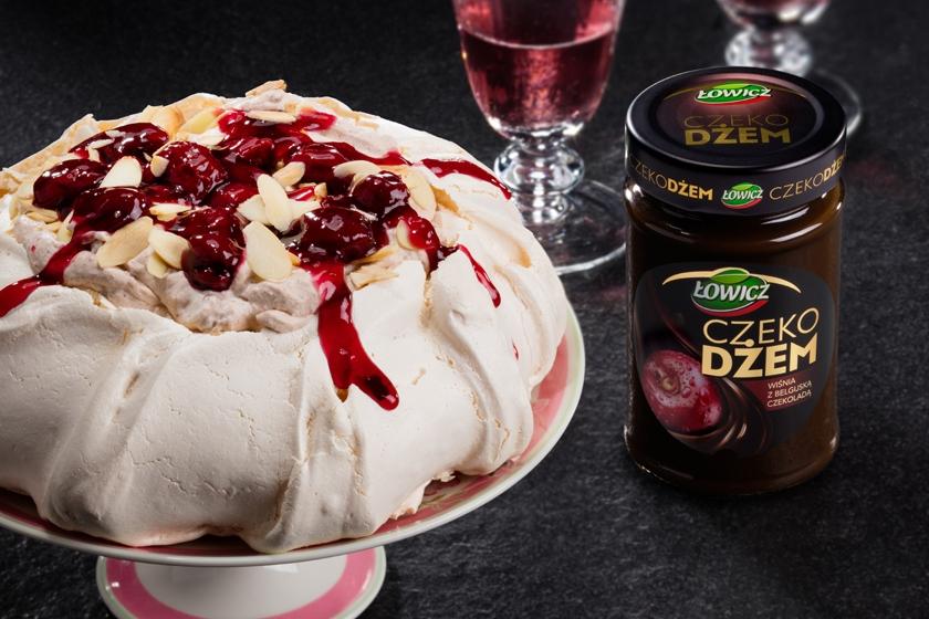 Pavlova z kremem na bazie Czekodżemu Wiśniowego Łowicz