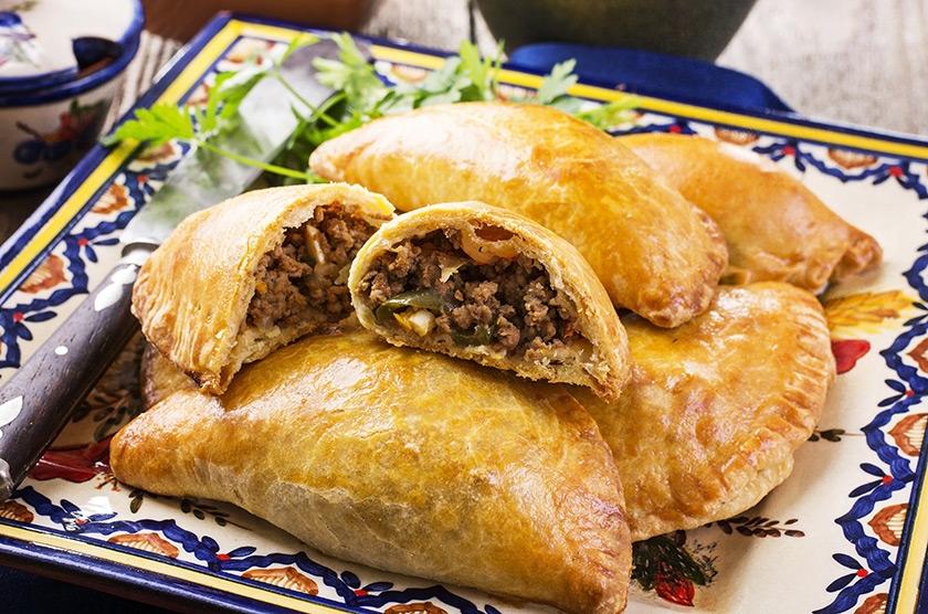 Empanadas - hiszpańskie pierożki z tuńczykiem