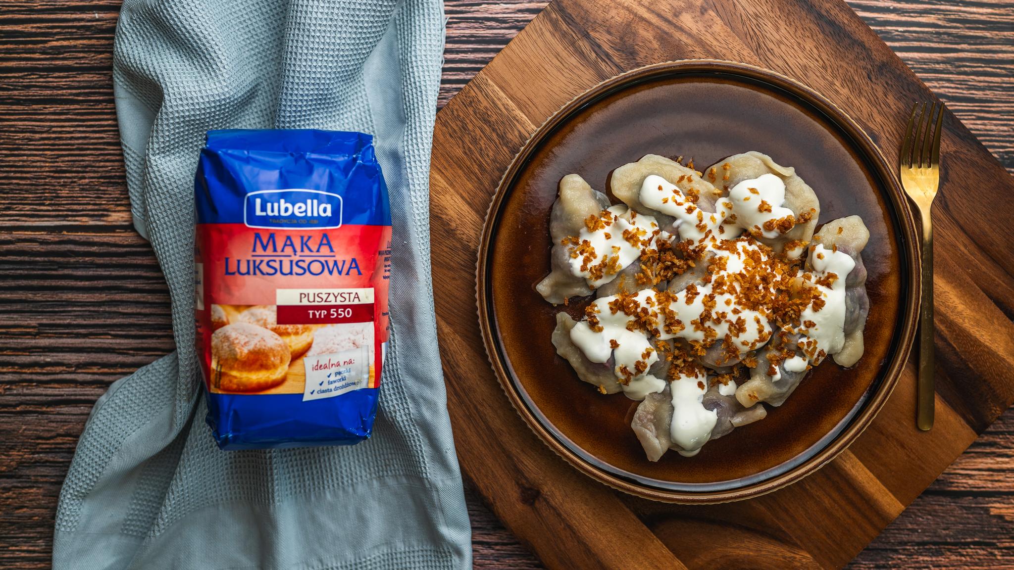 Pierogi z czereśniami
