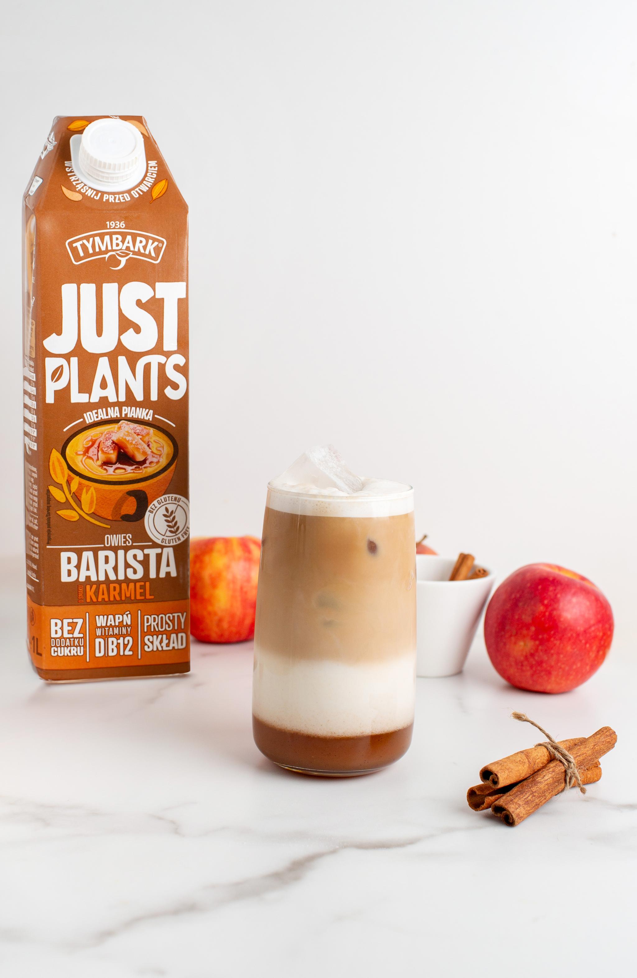 Apple Crisp Caramel Macchiato – kawa z jabłkiem i karmelem