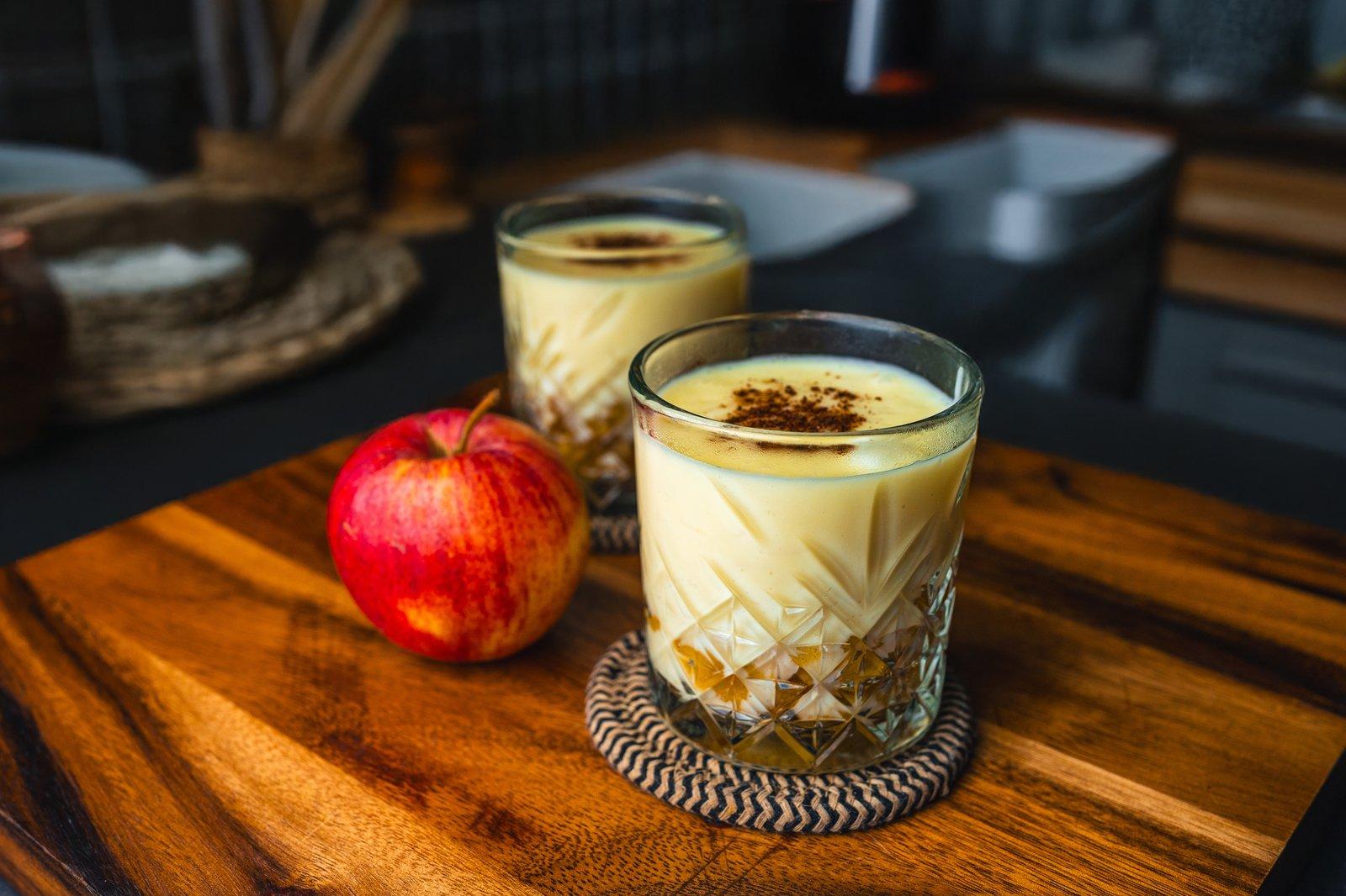 Domowy deser Belriso z jabłkiem