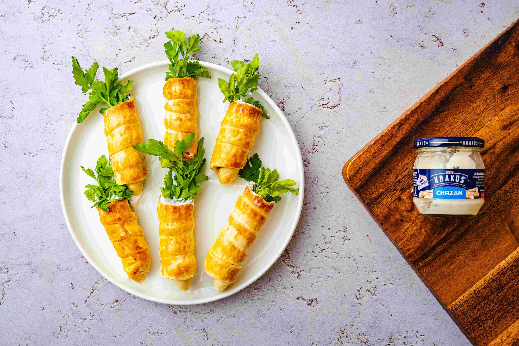 Marchewki z ciasta francuskiego z nadzieniem serowym