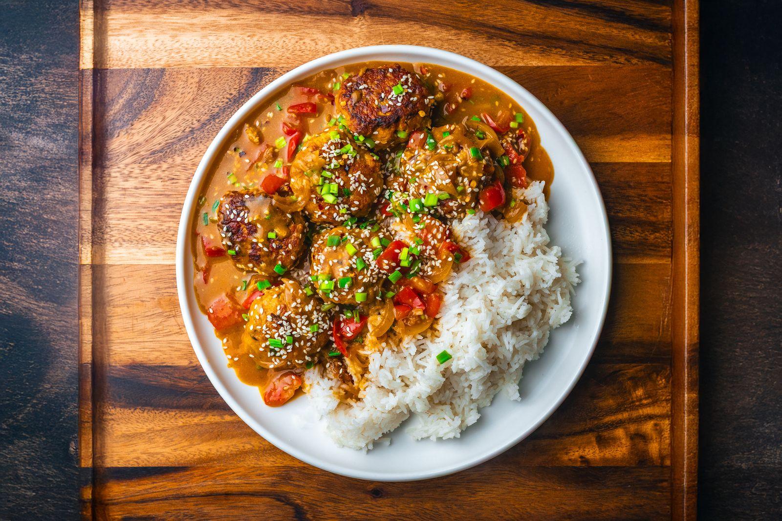 Klopsiki z kurczaka w tajskim curry