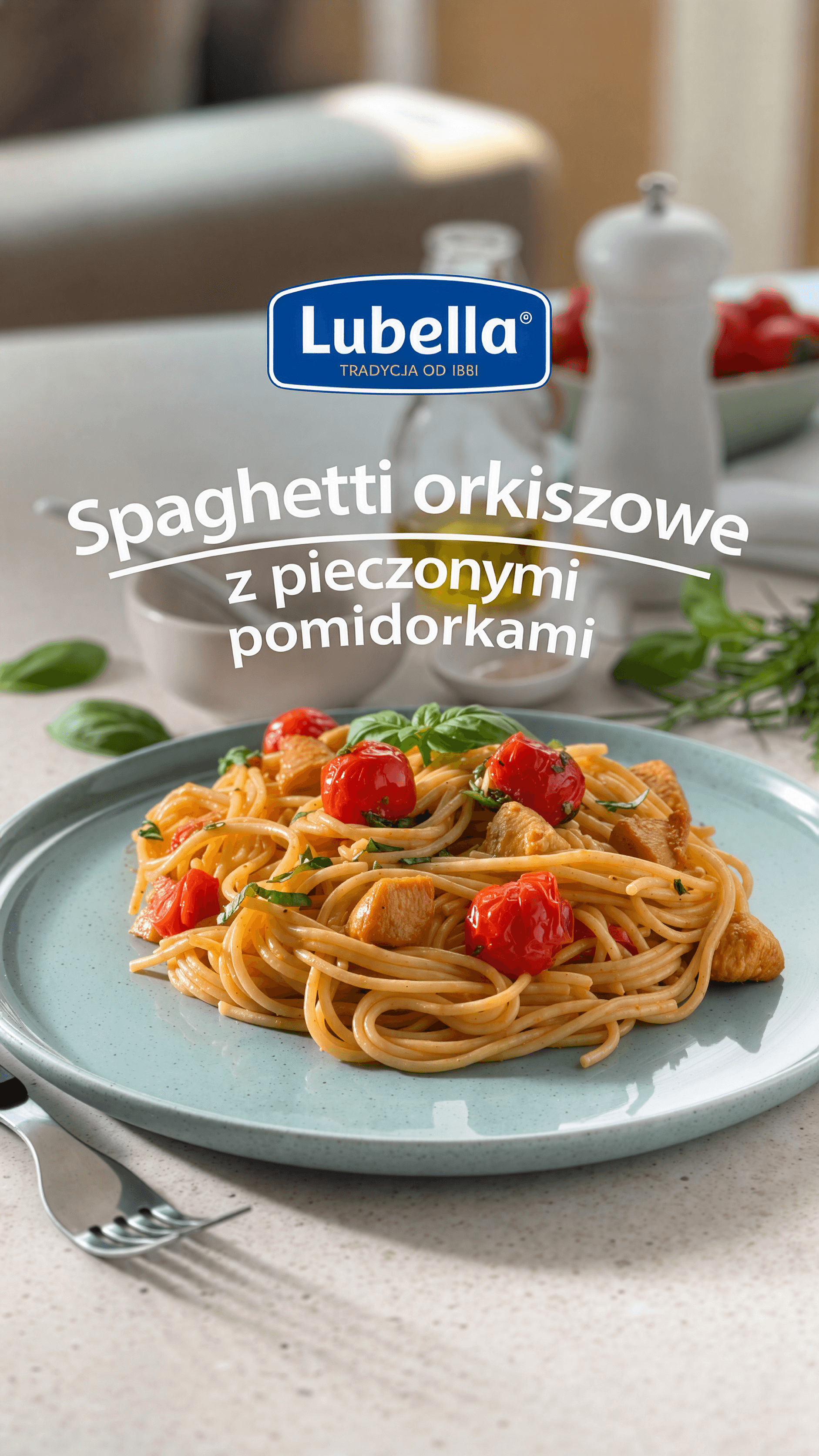 Spaghetti orkiszowe z pieczonymi pomidorami, mascarpone i oliwą