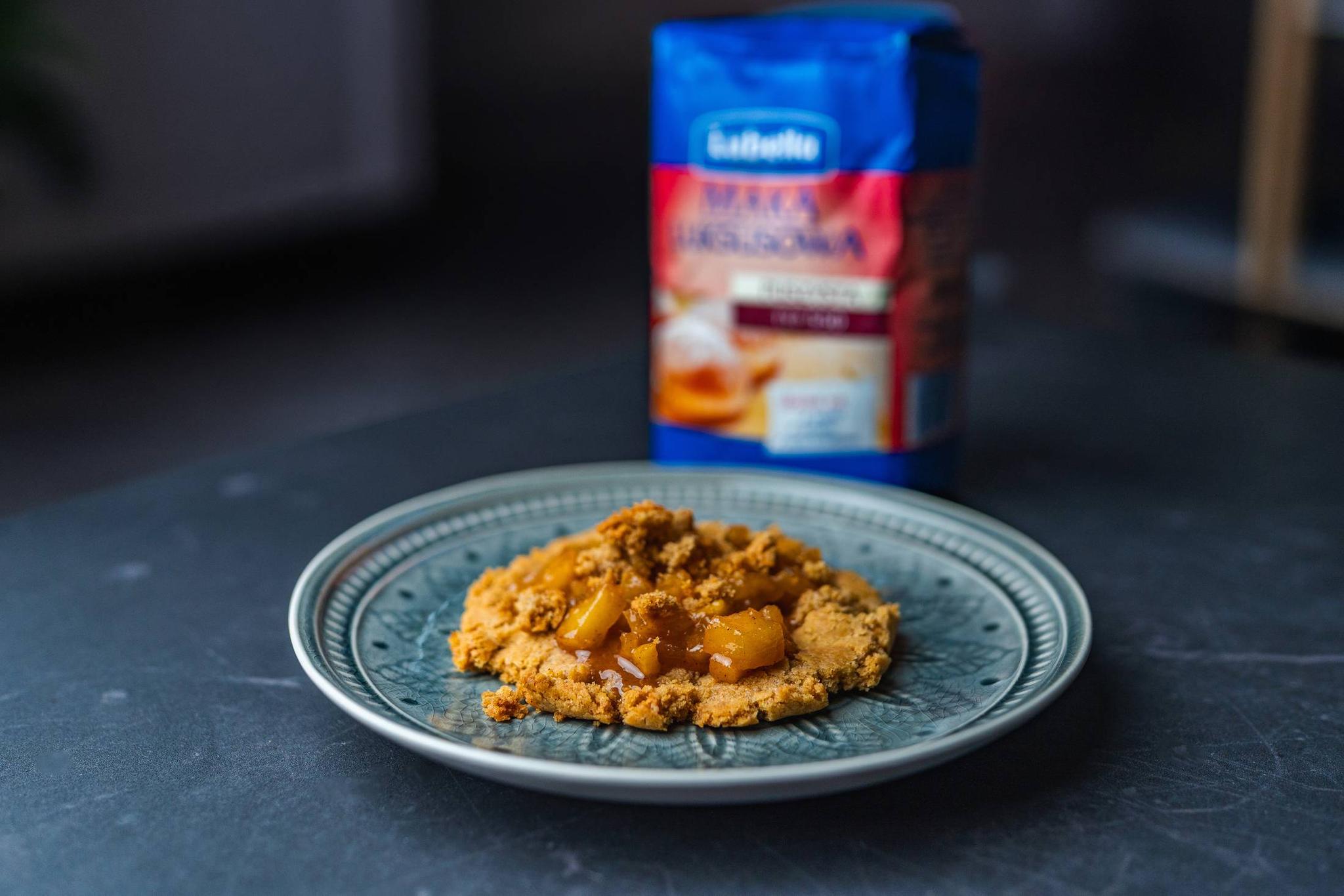 Crumble cookies z jabłkami i cynamonem