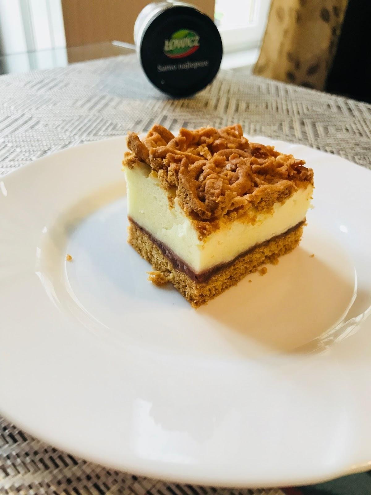 Najlepsze ciasto z dżemem truskawkowym