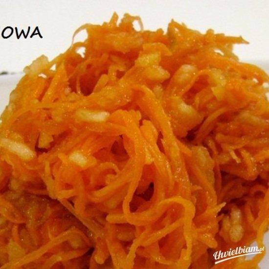 Surówka marchewkowa klasyczna