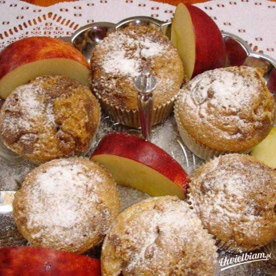 Muffinki z jabłkami