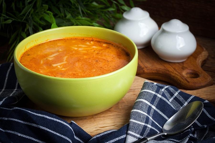 Studencka zupa pomidorowa