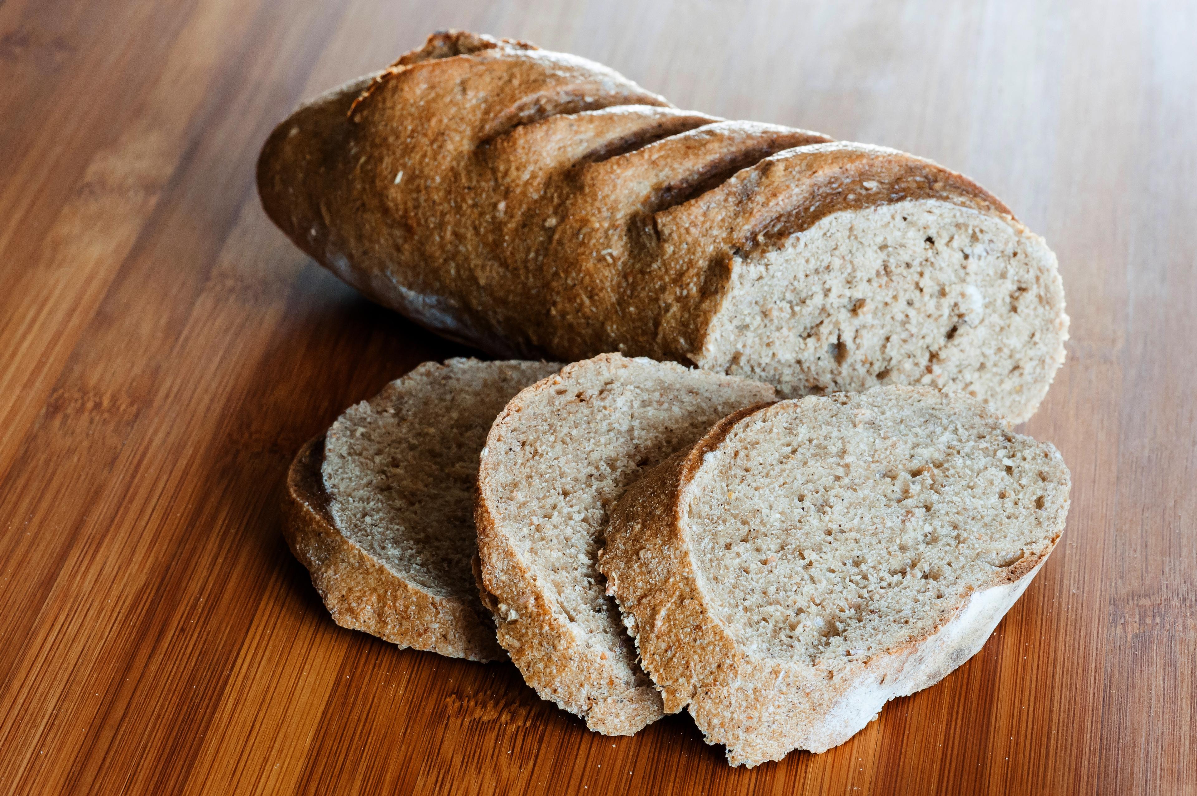 Chleb pszenno-żytni na zakwasie