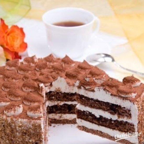 Tort kakaowy z rumem