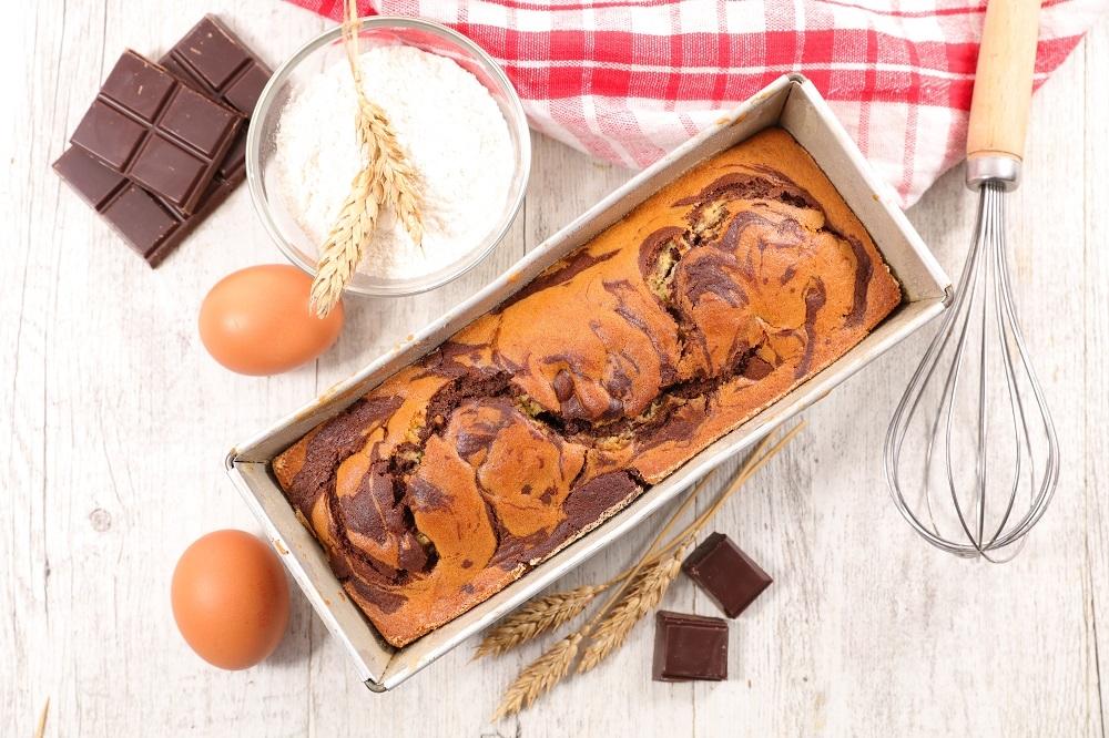 Babka z kakao i jabłkiem