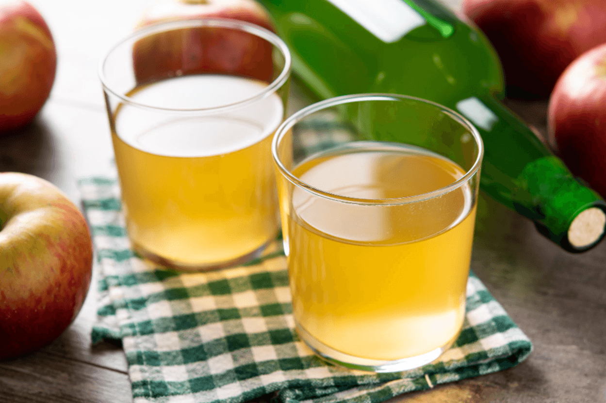 Kompot z jabłek