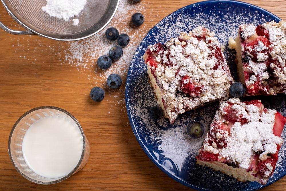 Drożdżowe z owocami