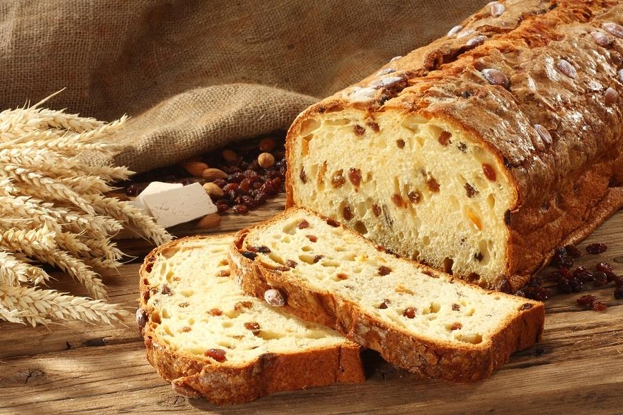 Ciasto drożdżowe z rodzynkami