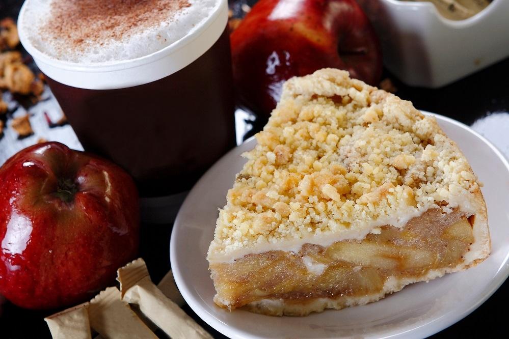 Ciasto kruche z budyniem i jabłkami