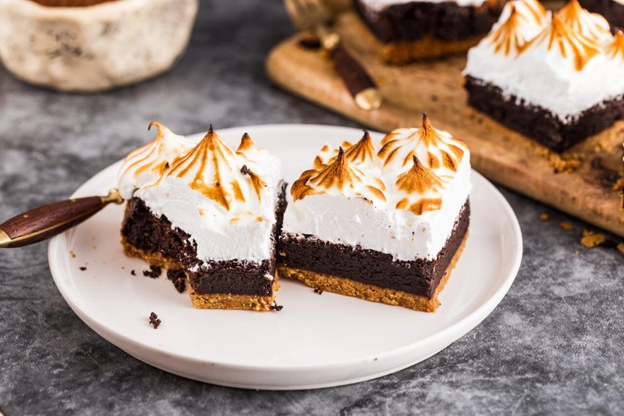 Czekoladowa kostka z bezą