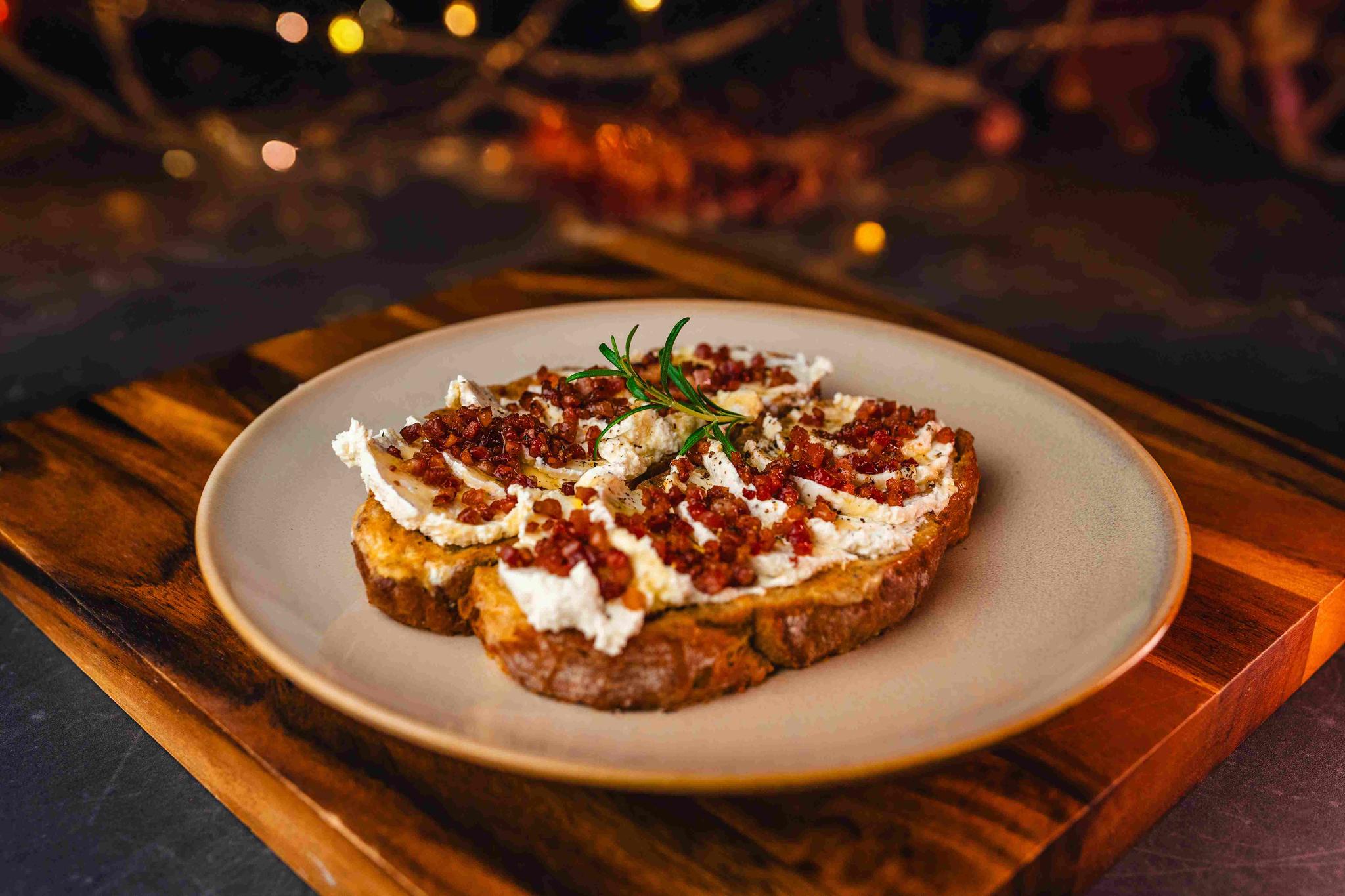 Tost francuski carbonara