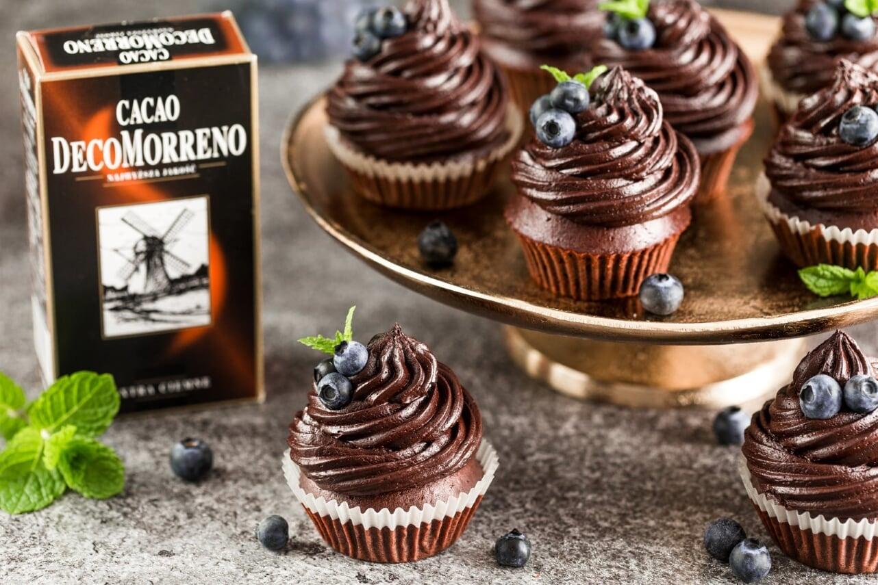 Muffiny czekoladowe z kremem kakaowym