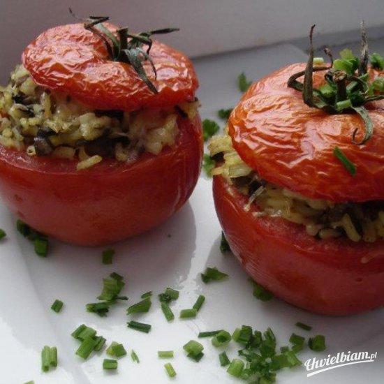 Pomidory zapiekane z ryżem i pieczarkami